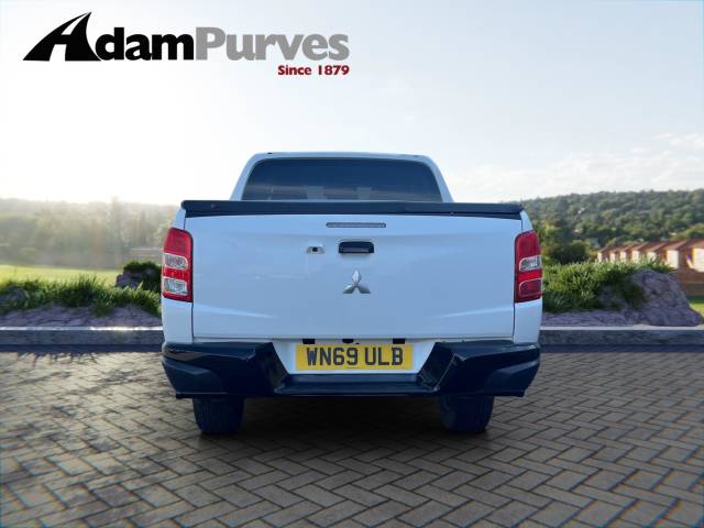 2019 Mitsubishi L200 2.4 Double Cab DI-D 181 Challenger 4WD