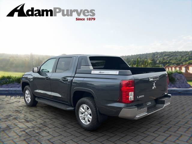 2026 Mitsubishi L200 2.4 Bi-Turbo Titan Auto 4WD Euro 6 (s/s) 4dr